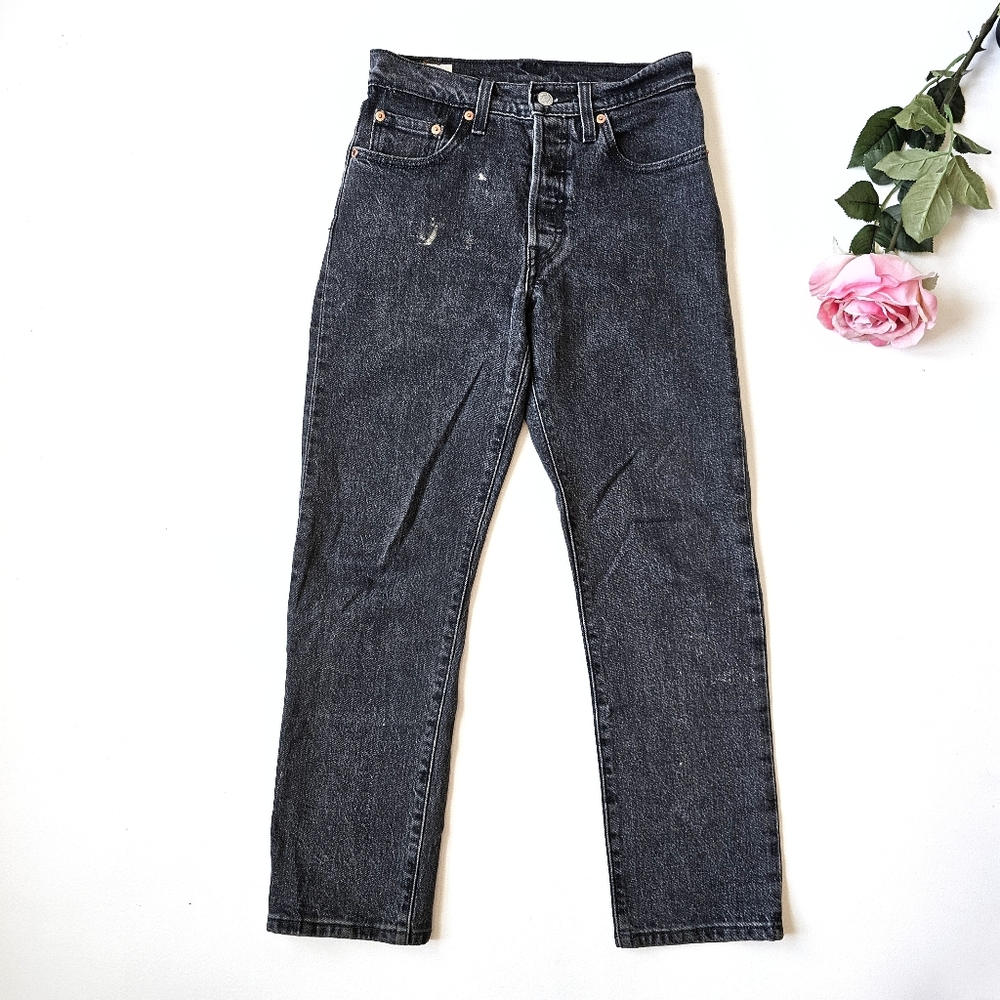 Levi’s Premium 501® Button-Fly Jeans Big R Tab Women’s W24 L26 – Washed Black
